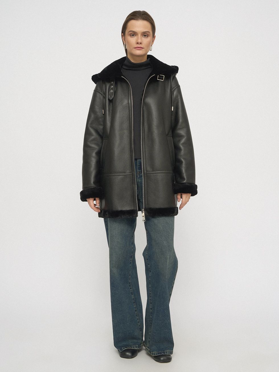 ДУБЛЕНКА ЖЕНСКАЯ, ЧЕРНАЯ