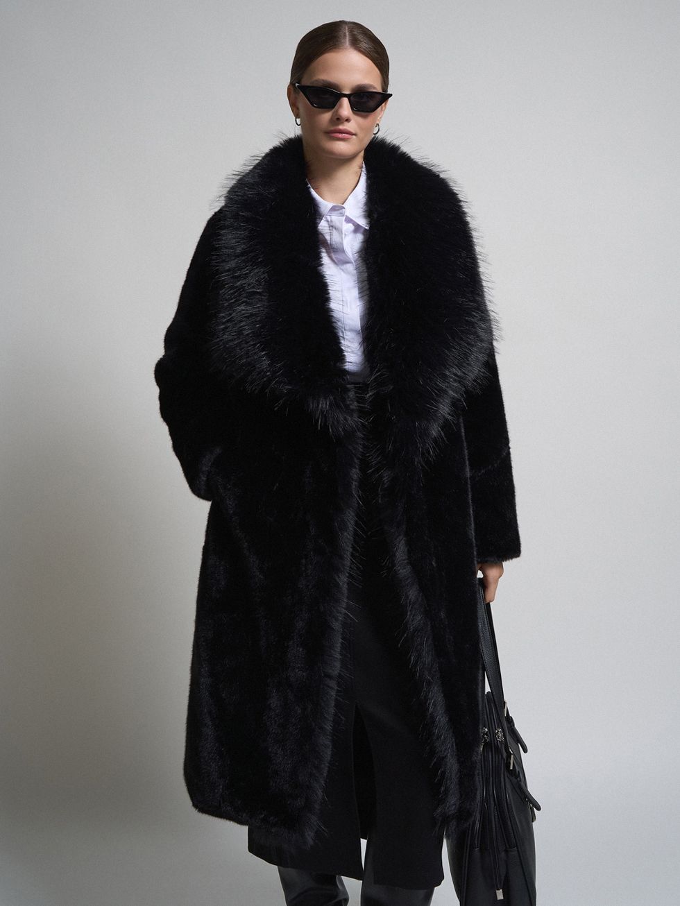 ШУБА ЧЕРНАЯ, ЭКО-МЕХ