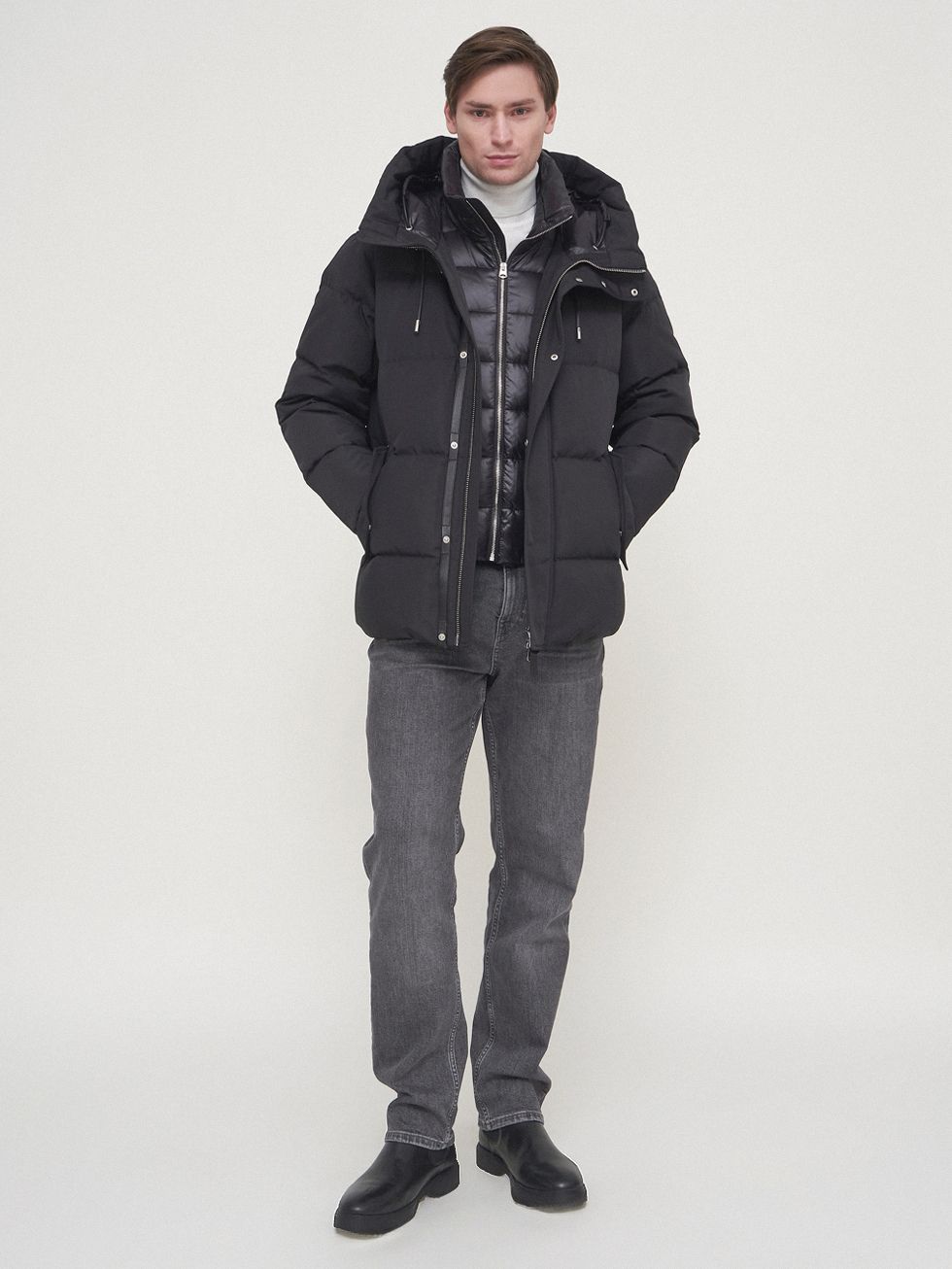 ПУХОВИК МУЖСКОЙ, ЧЕРНЫЙ