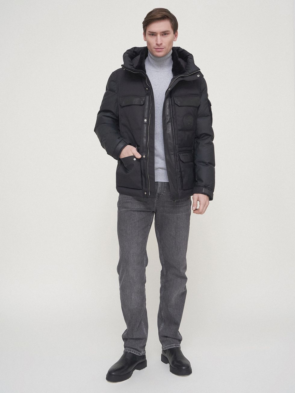 ПУХОВИК МУЖСКОЙ, ЧЕРНЫЙ