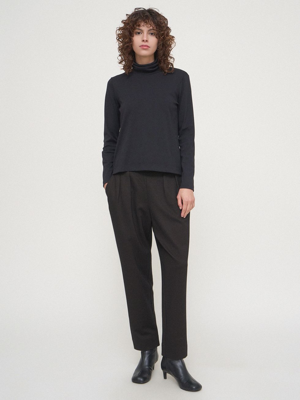 ДЖЕМПЕР ЖЕНСКИЙ, ЧЕРНЫЙ