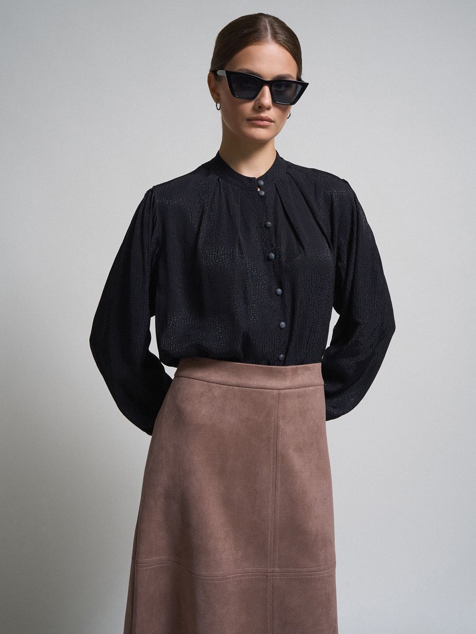 БЛУЗА ЖЕНСКАЯ, ЧЕРНАЯ