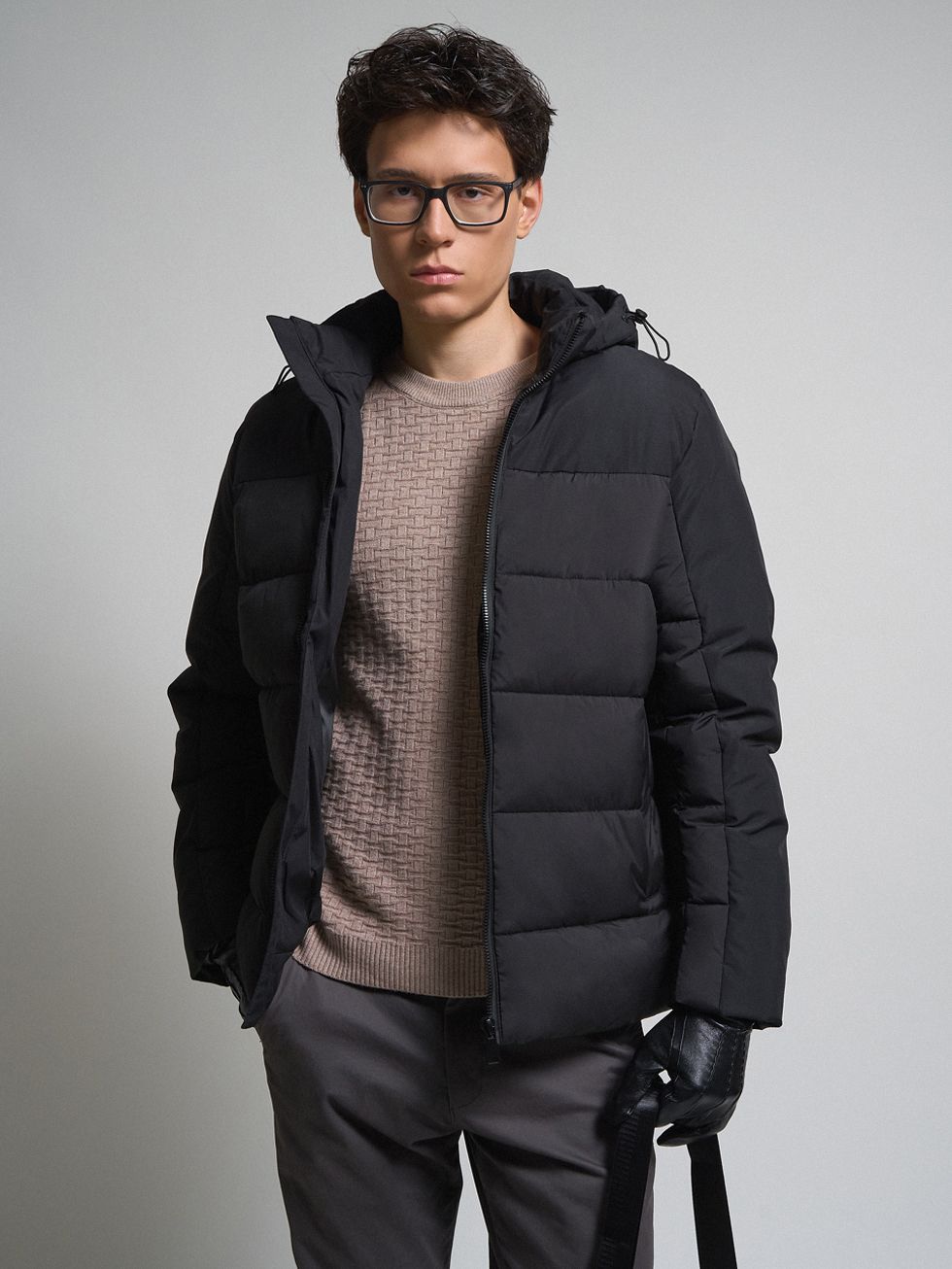 ПУХОВИК МУЖСКОЙ, ЧЕРНЫЙ