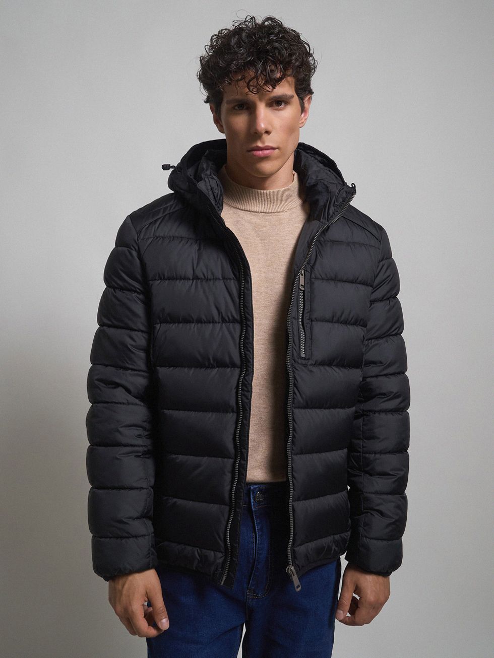 ПУХОВИК МУЖСКОЙ, ЧЕРНЫЙ