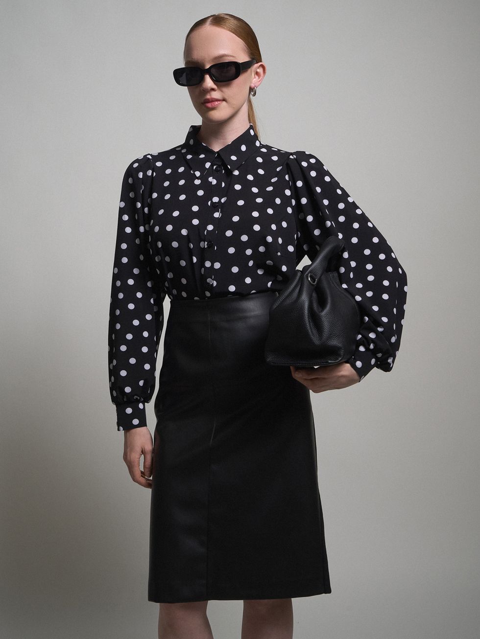 БЛУЗА ЖЕНСКАЯ, ЧЕРНАЯ