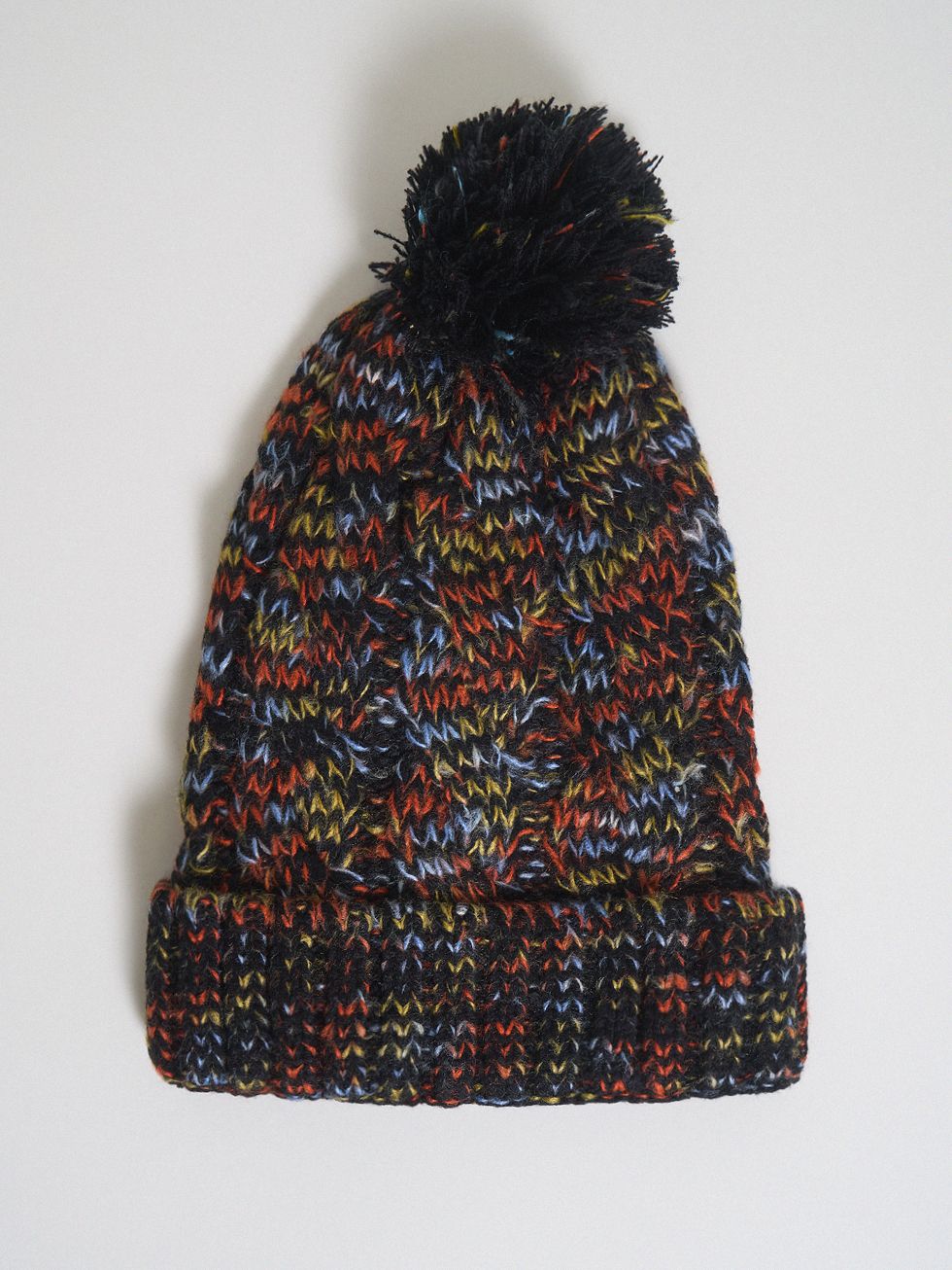 ШАПКА ЖЕНСКАЯ, ЧЕРНАЯ