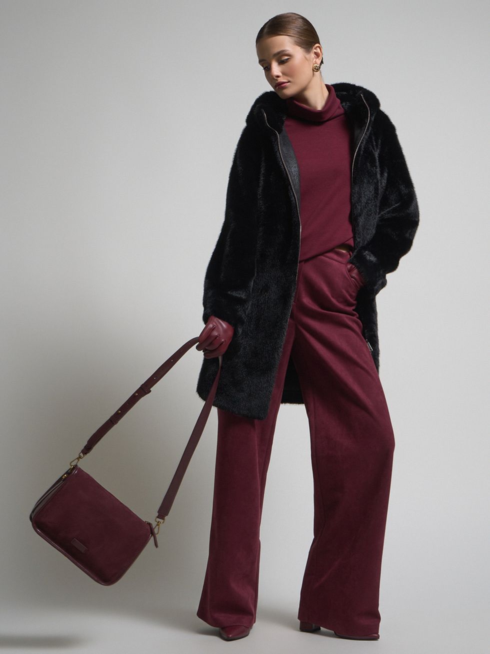 ШУБА ЧЕРНАЯ, ЭКО-МЕХ