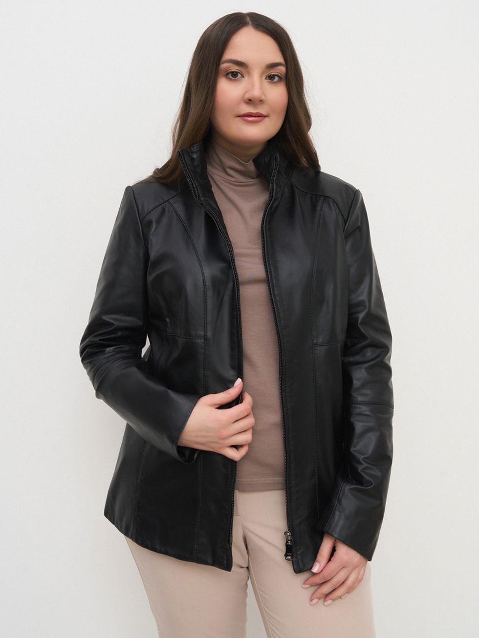 КОЖАНАЯ КУРТКА ЖЕНСКАЯ, ЧЕРНАЯ