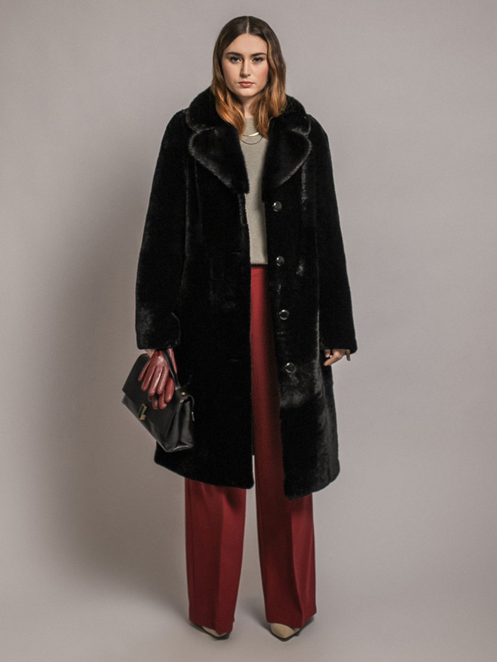 ШУБА ЧЕРНАЯ, МУТОН