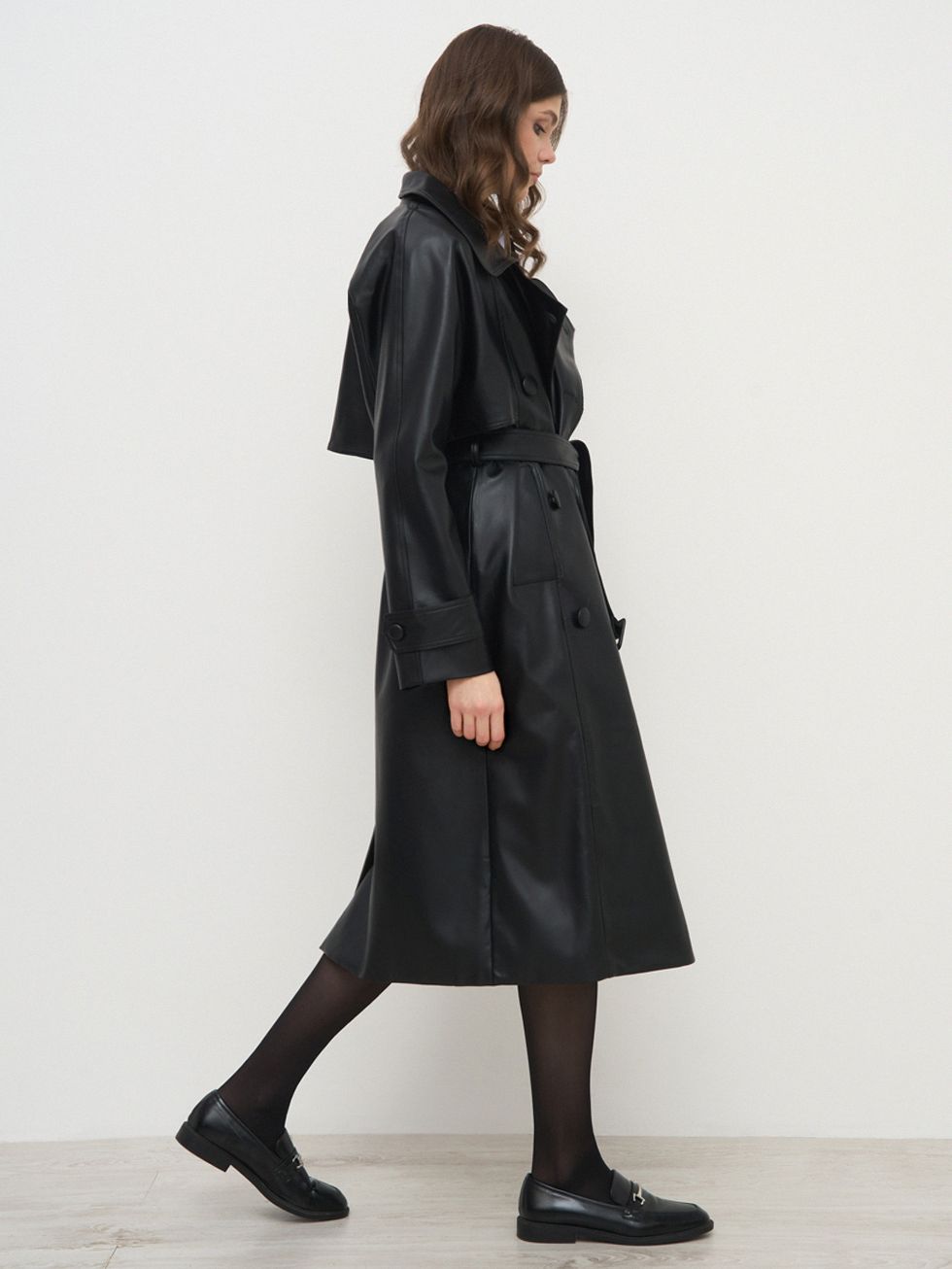 КОЖАНОЕ ПАЛЬТО ЖЕНСКОЕ, ЧЕРНОЕ