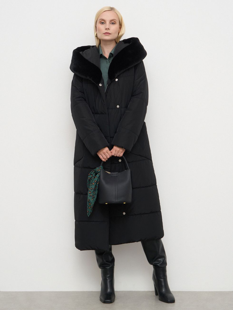 ПУХОВИК ЖЕНСКИЙ, ЧЕРНЫЙ