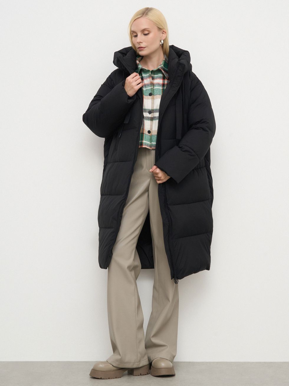 ПУХОВИК ЖЕНСКИЙ, ЧЕРНЫЙ
