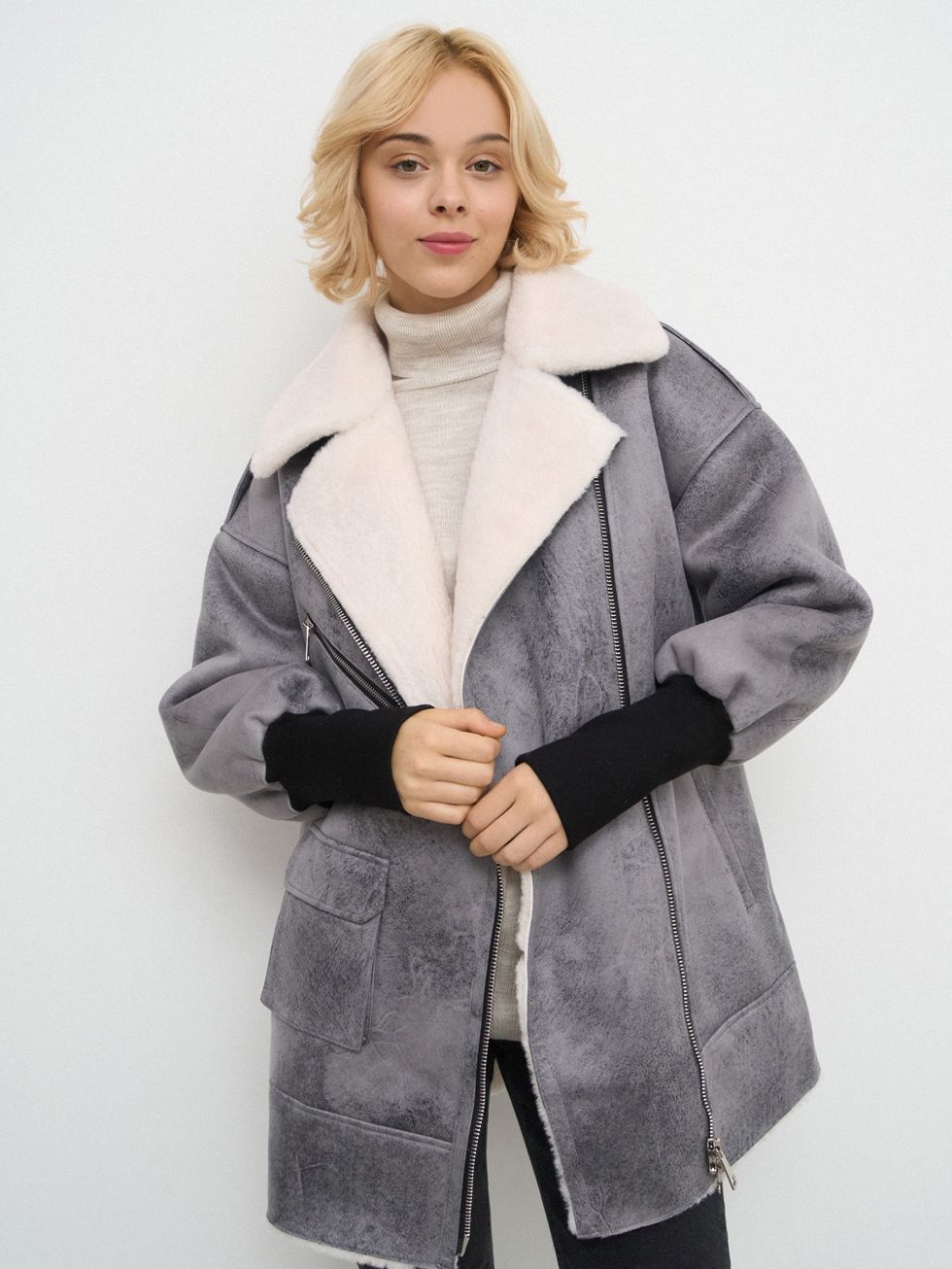 ДУБЛЕНКА ЖЕНСКАЯ, СЕРАЯ