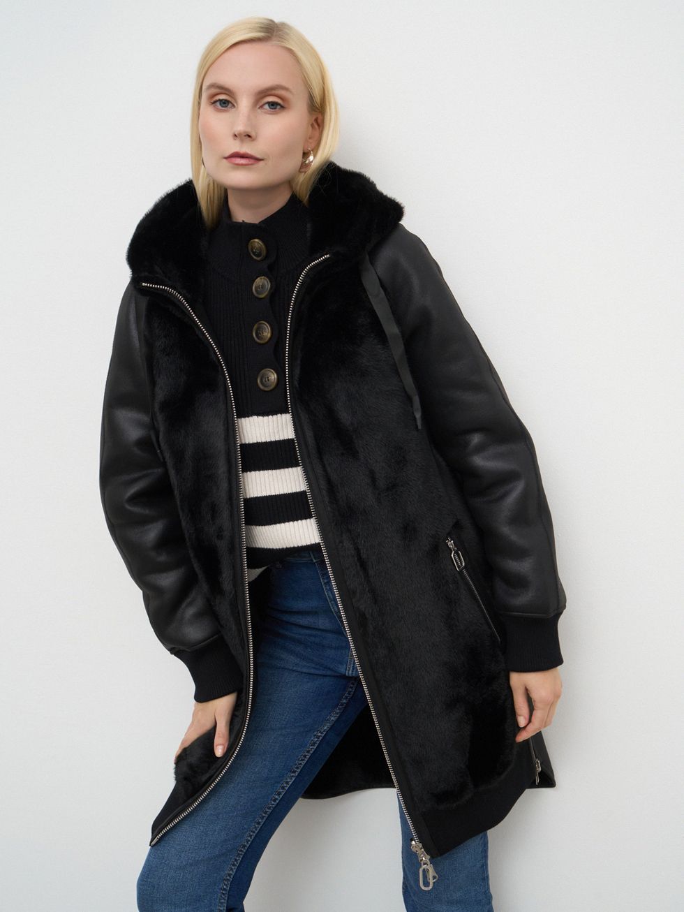 ШУБА ЧЕРНАЯ, ЭКО-МЕХ