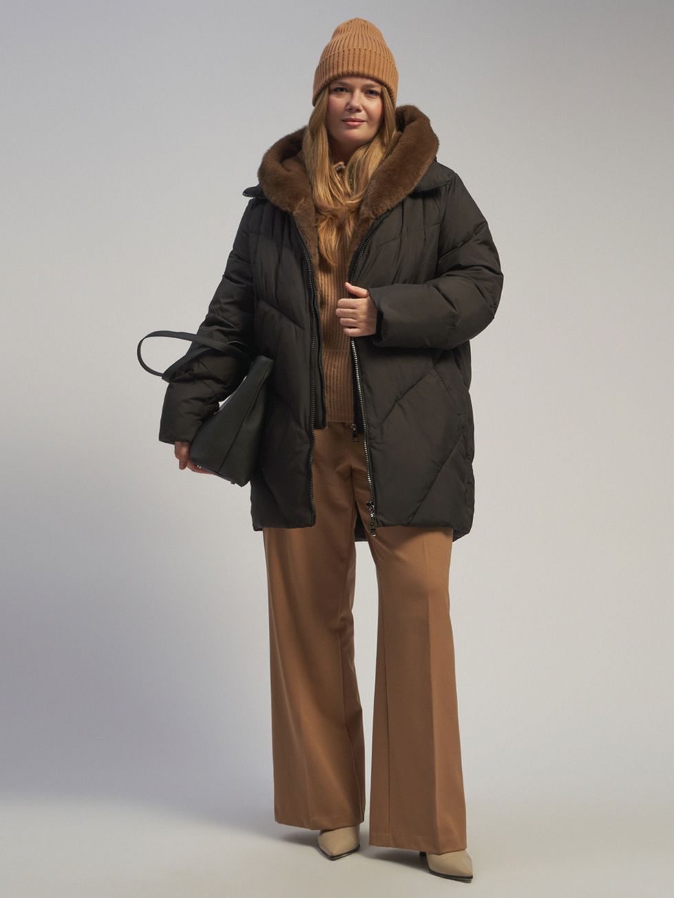 ПУХОВИК ЖЕНСКИЙ, ЧЕРНЫЙ