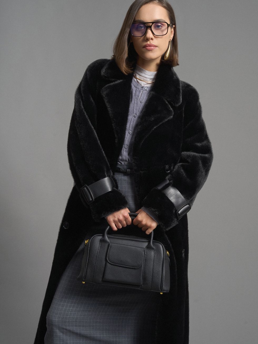 ШУБА ЧЕРНАЯ, ЭКО-МЕХ