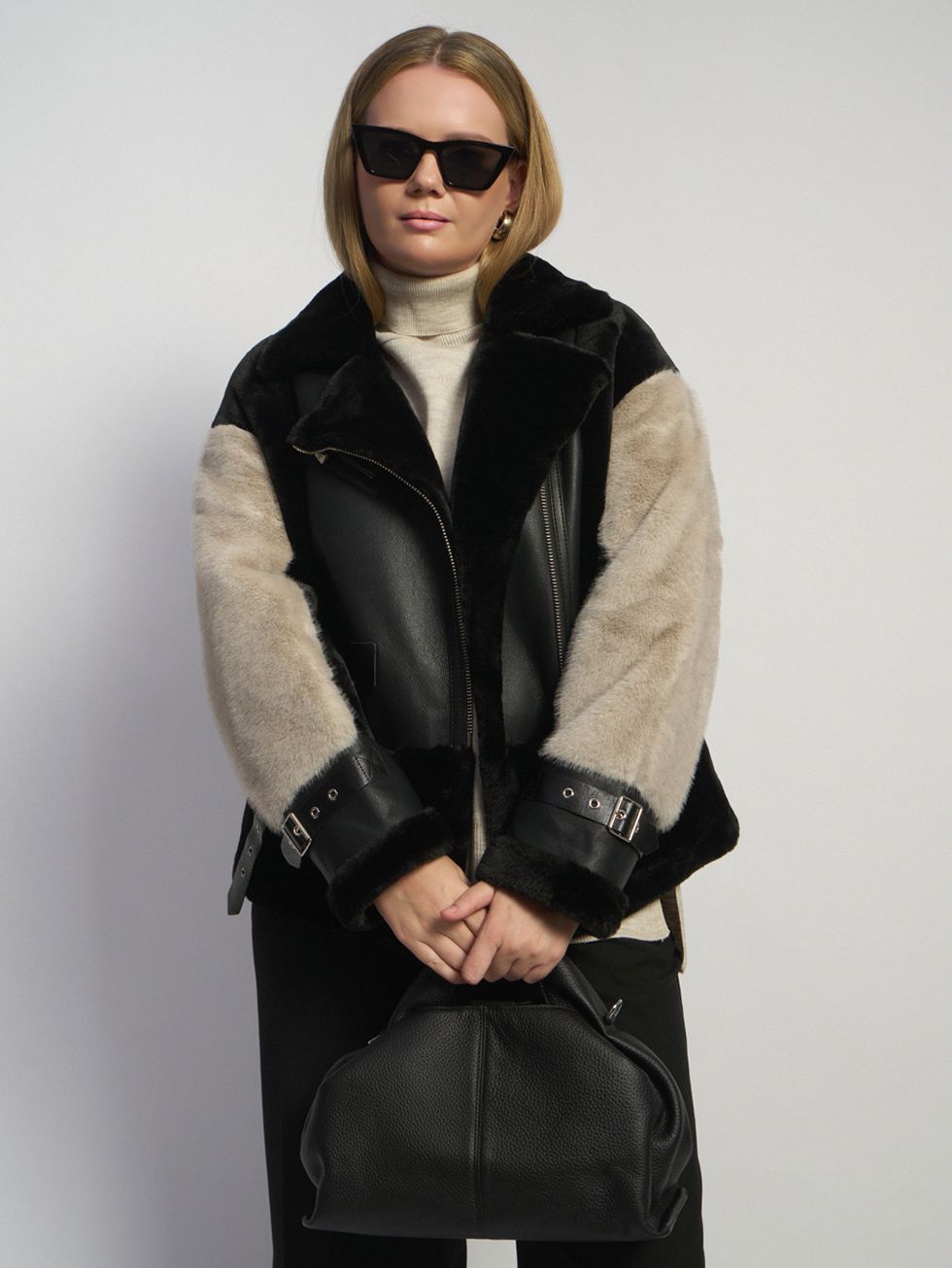 ДУБЛЕНКА ЖЕНСКАЯ, ЧЕРНАЯ