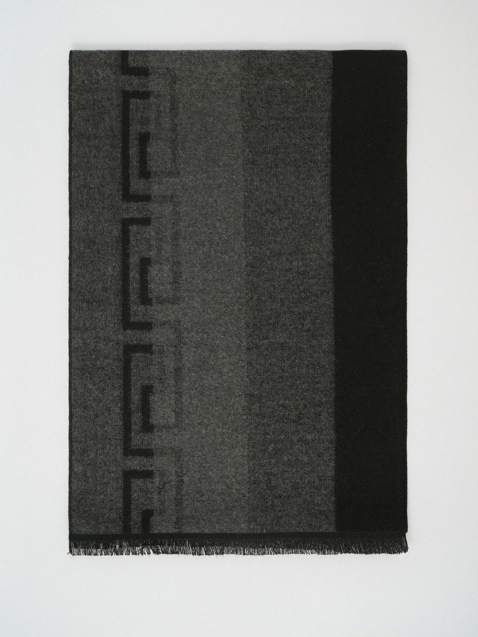 ШАРФ МУЖСКОЙ, ЧЕРНЫЙ