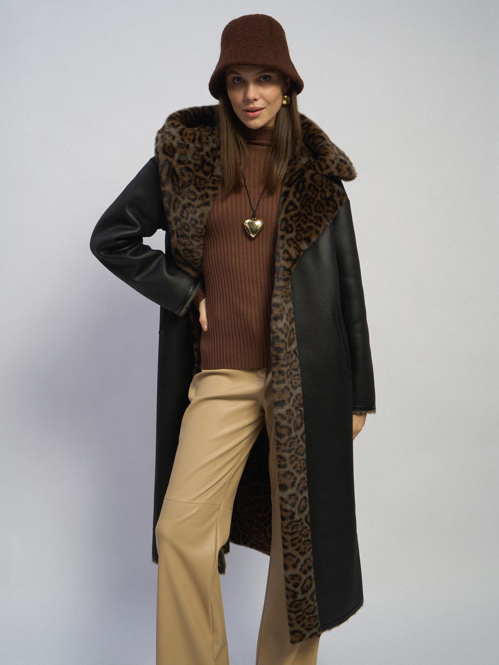 ДУБЛЕНКА ЖЕНСКАЯ, ЧЕРНАЯ