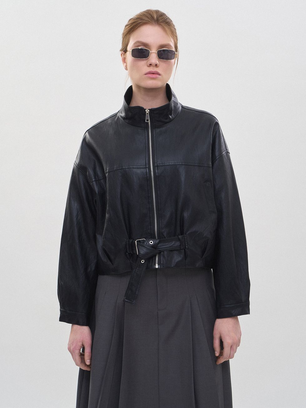 КОЖАНАЯ КУРТКА ЖЕНСКАЯ, ЧЕРНАЯ