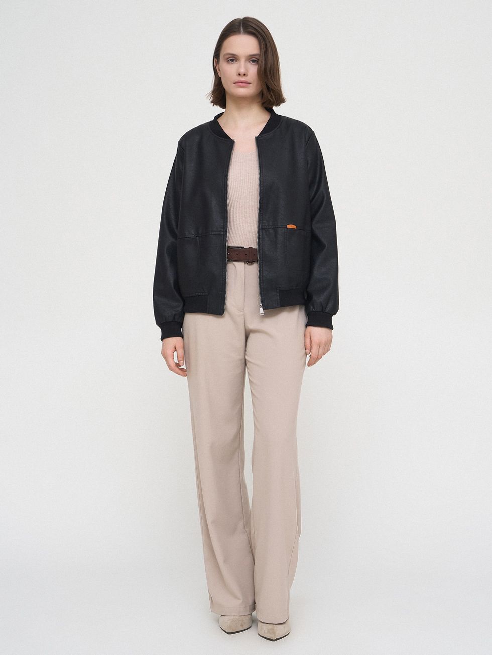 КОЖАНАЯ КУРТКА ЖЕНСКАЯ, ЧЕРНАЯ