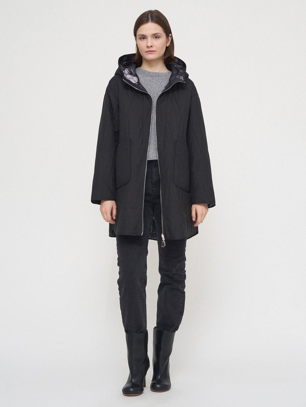 ВЕТРОВКА ЖЕНСКАЯ, ЧЕРНАЯ