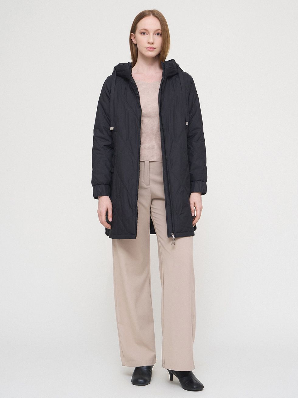 ВЕТРОВКА ЖЕНСКАЯ, ЧЕРНАЯ