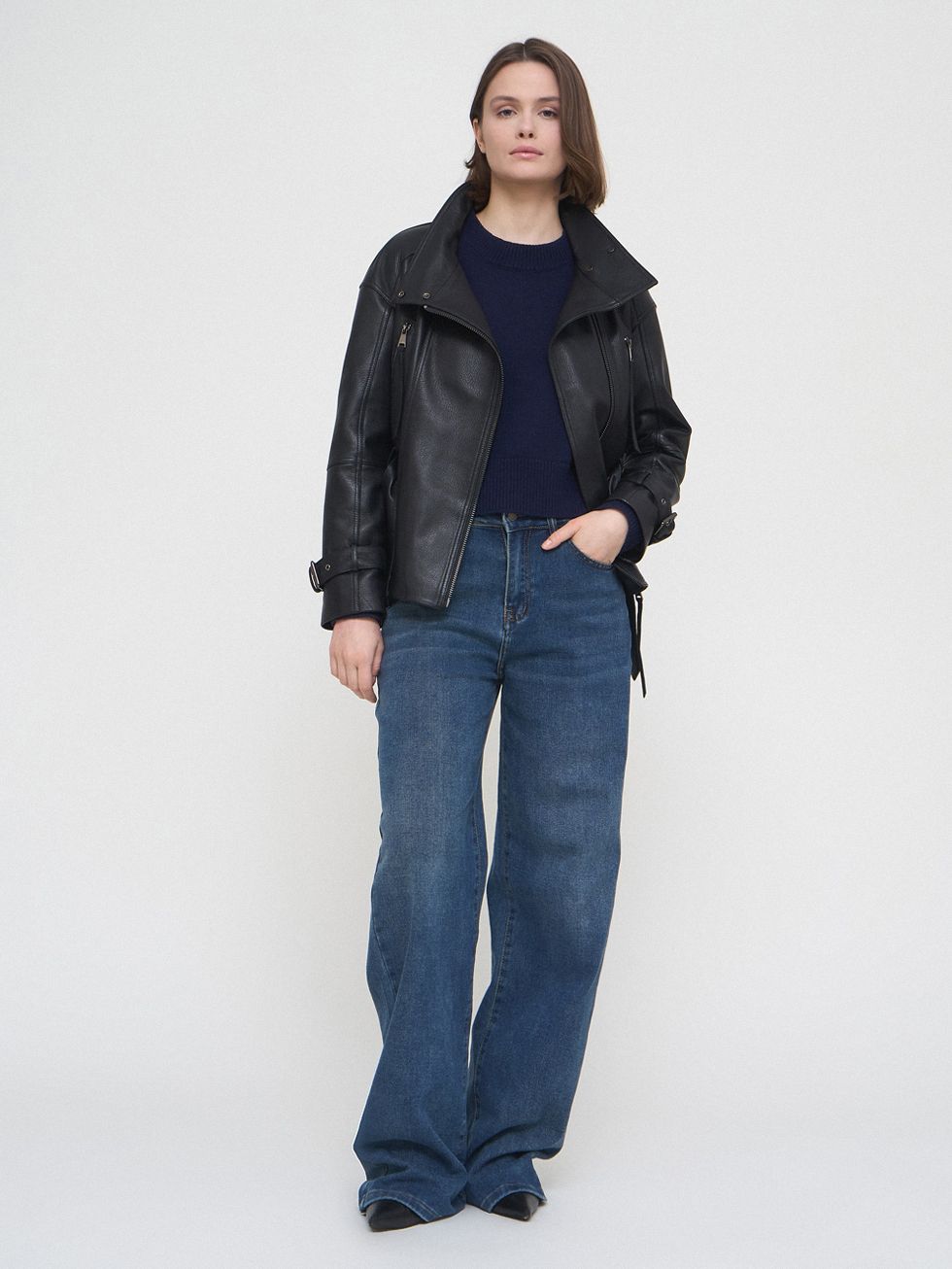 КОЖАНАЯ КУРТКА ЖЕНСКАЯ, ЧЕРНАЯ