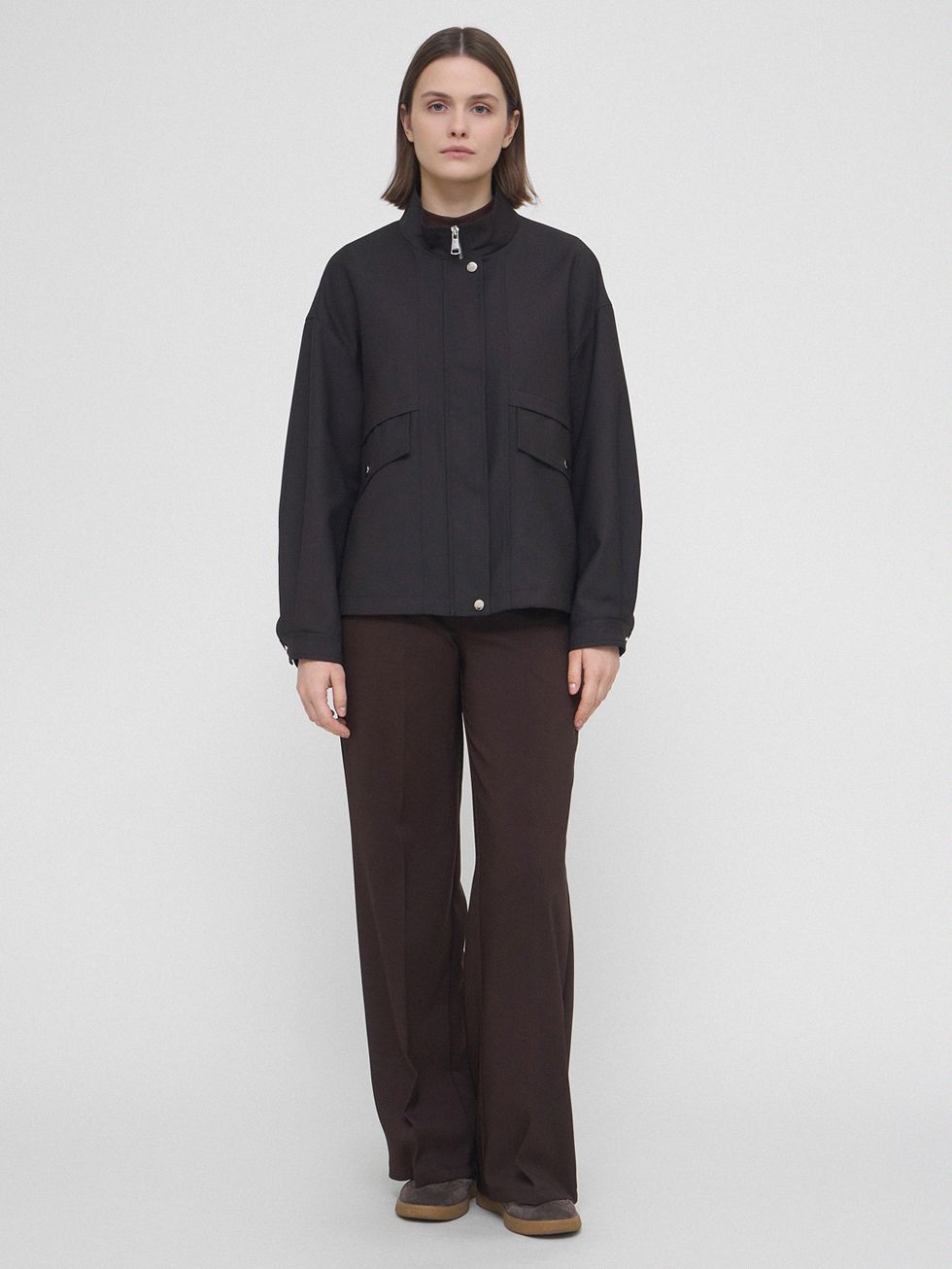 ВЕТРОВКА ЖЕНСКАЯ, ЧЕРНАЯ