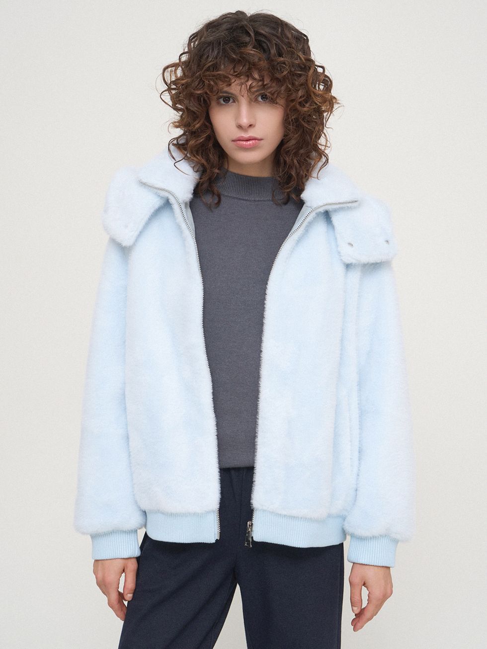 ШУБА ГОЛУБАЯ, ШЕРСТЬ И ПОЛИЭСТЕР