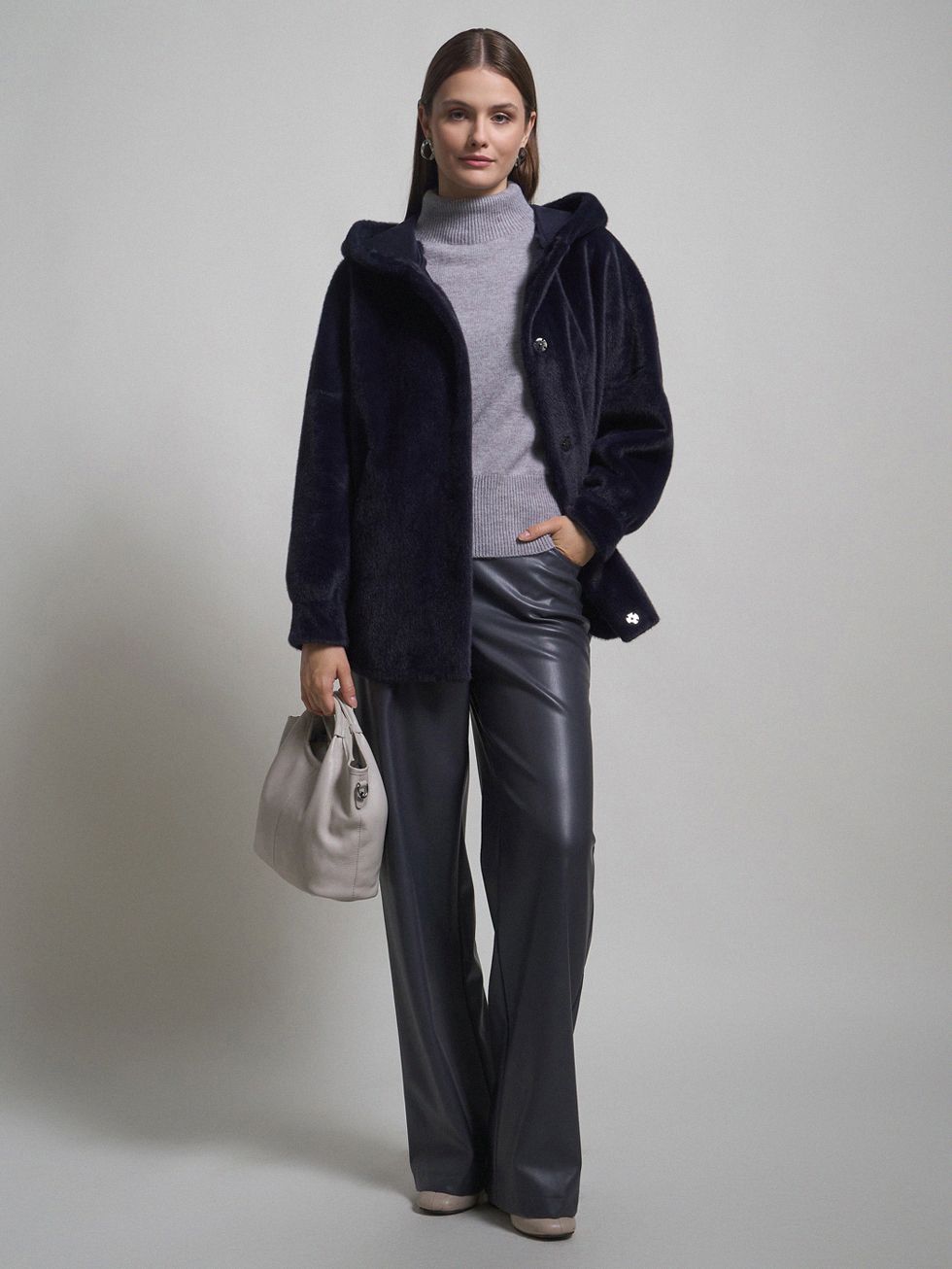 ШУБА ТЕМНО-СИНЯЯ, ЭКО-МЕХ