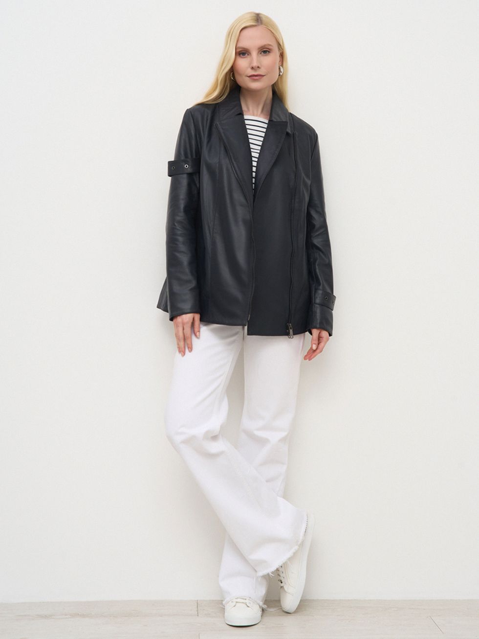 КОЖАНАЯ КУРТКА ЖЕНСКАЯ, ТЕМНО-СИНЯЯ