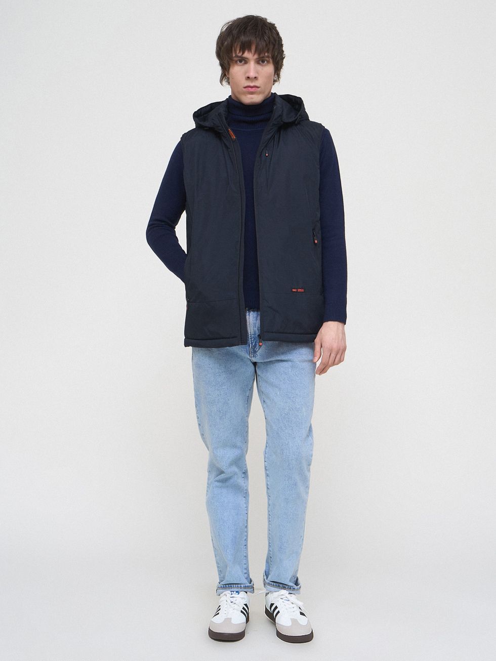 ПУХОВЫЙ ЖИЛЕТ МУЖСКОЙ, ТЕМНО-СИНИЙ