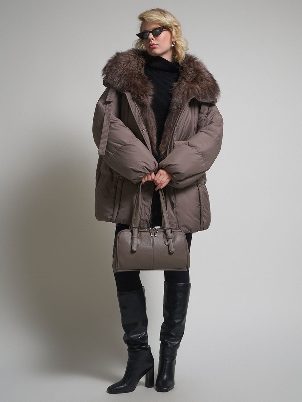 ПУХОВИК ЖЕНСКИЙ, СВЕТЛО-СЕРЫЙ