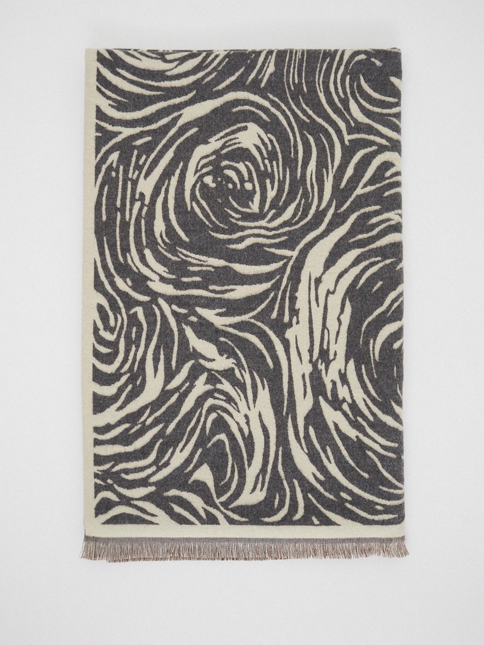 ШАРФ ЖЕНСКИЙ, СВЕТЛО-СЕРЫЙ