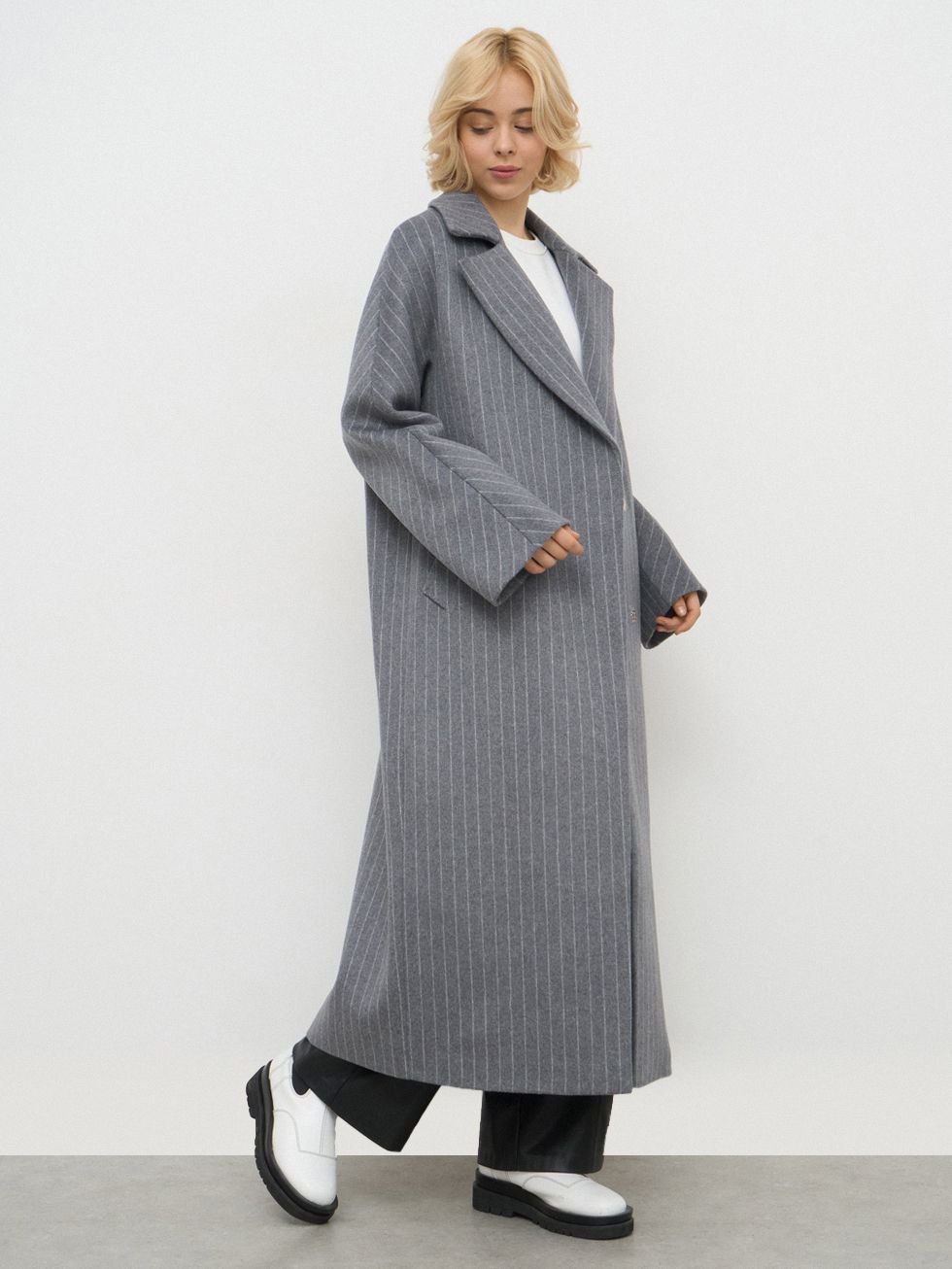 ТЕКСТИЛЬНОЕ ПАЛЬТО ЖЕНСКОЕ, СВЕТЛО-СЕРОЕ