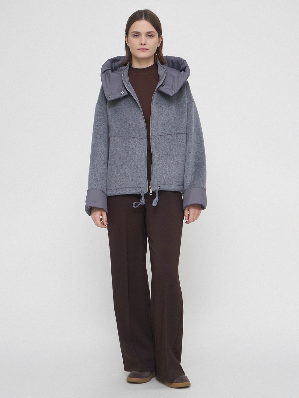 ТЕКСТИЛЬНАЯ КУРТКА ЖЕНСКАЯ, СВЕТЛО-СЕРАЯ