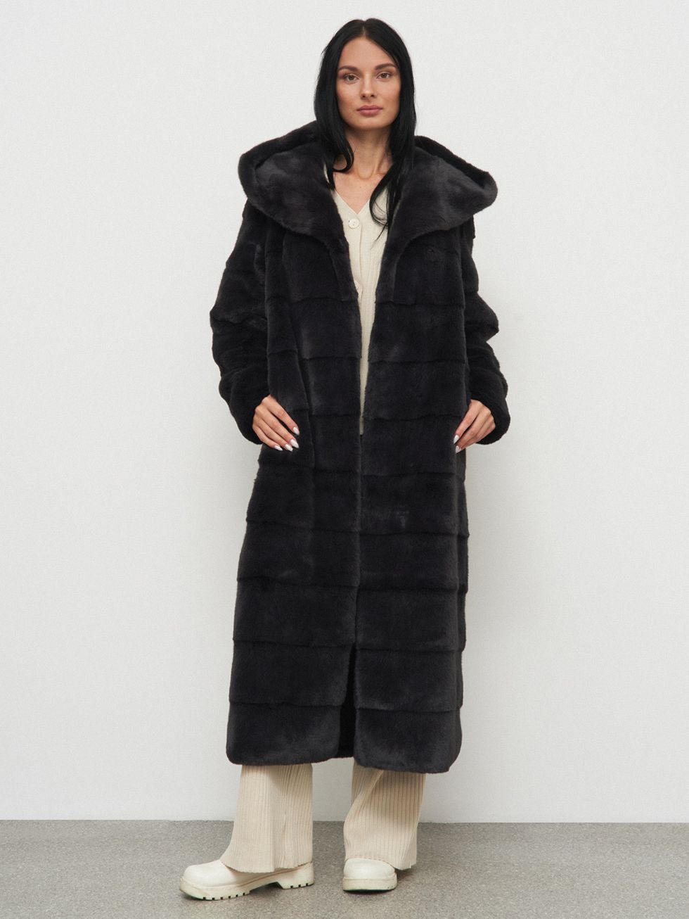 ШУБА ТЕМНО-СЕРАЯ, ЭКО-МЕХ