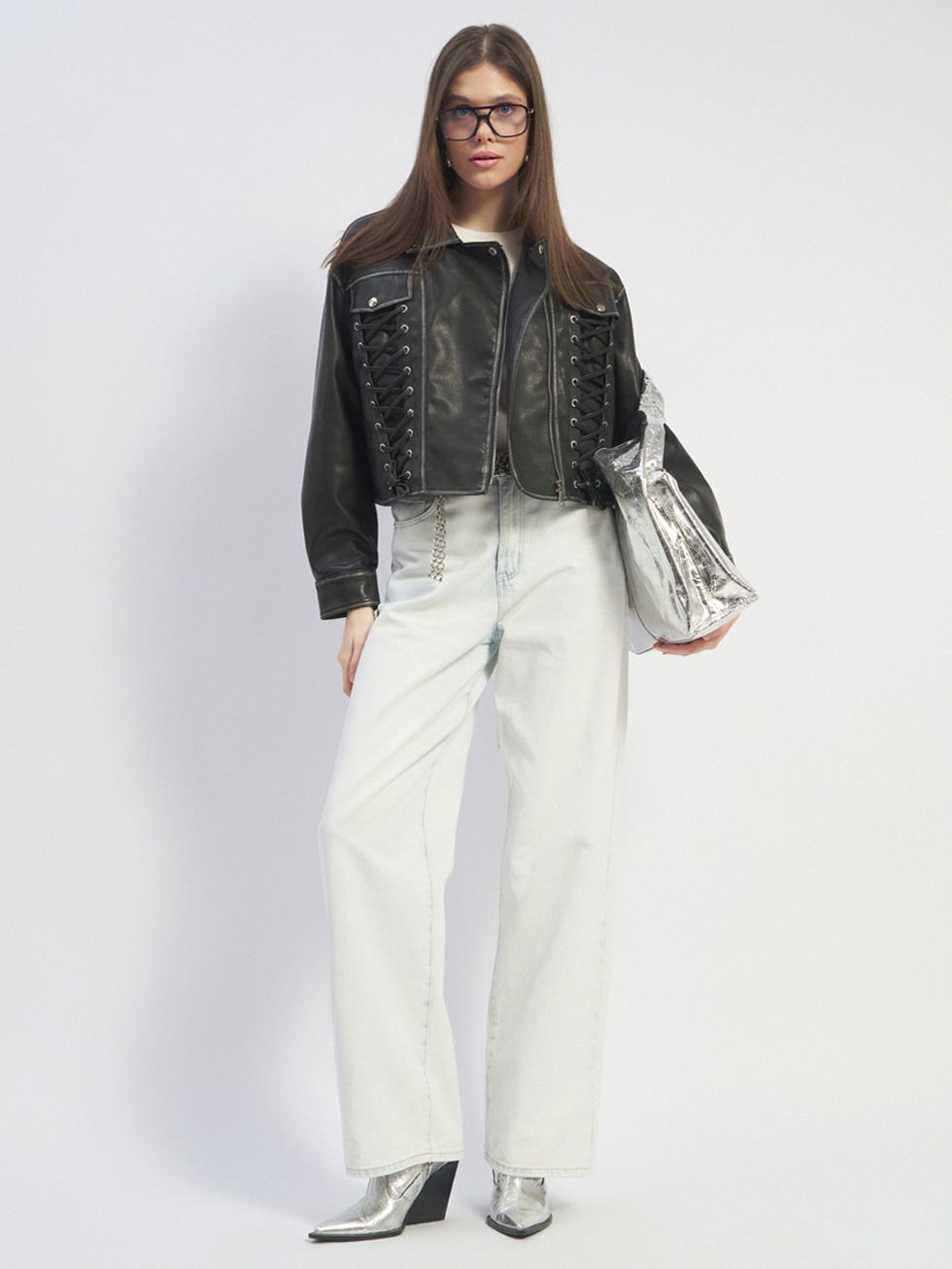 КОЖАНАЯ КУРТКА ЖЕНСКАЯ, ТЕМНО-СЕРАЯ