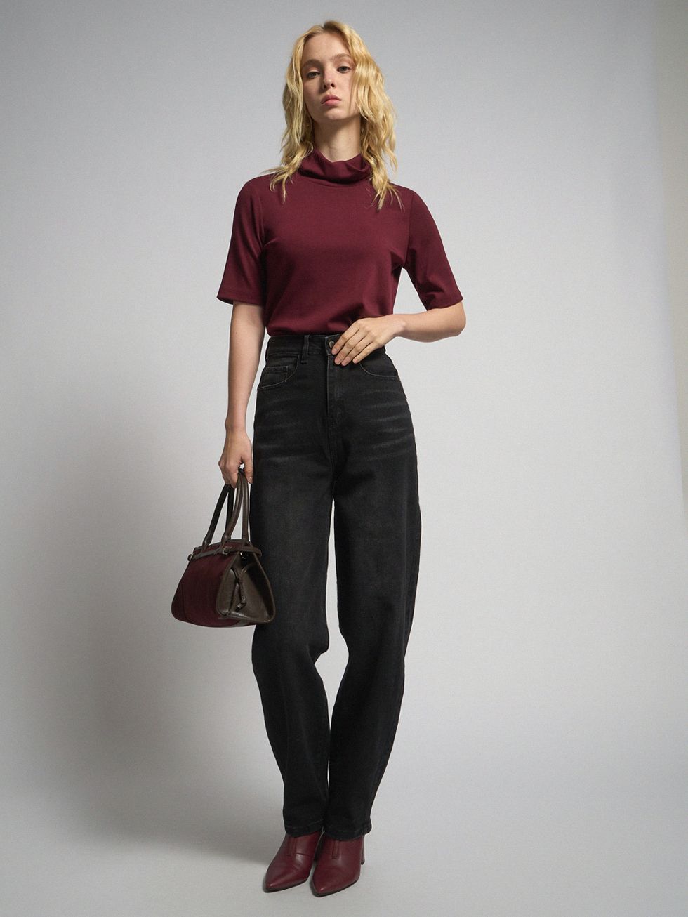 ДЖИНСЫ ЖЕНСКИЕ, ТЕМНО-СЕРЫЕ