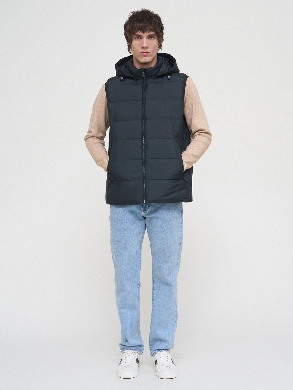 ПУХОВЫЙ ЖИЛЕТ МУЖСКОЙ, ТЕМНО-ЗЕЛЕНЫЙ