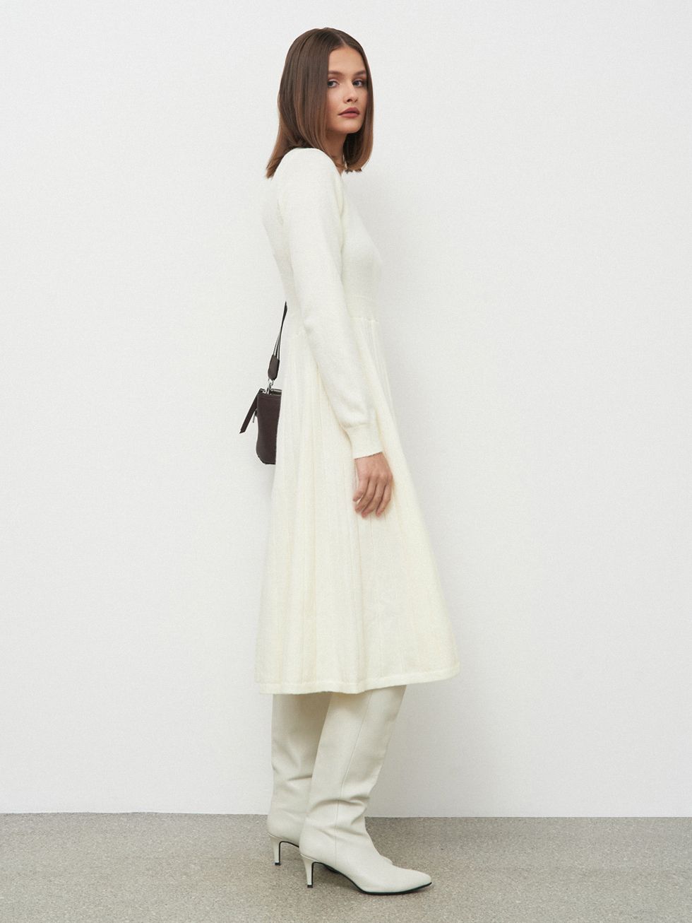 ПЛАТЬЕ ЖЕНСКОЕ, КРЕМОВОЕ