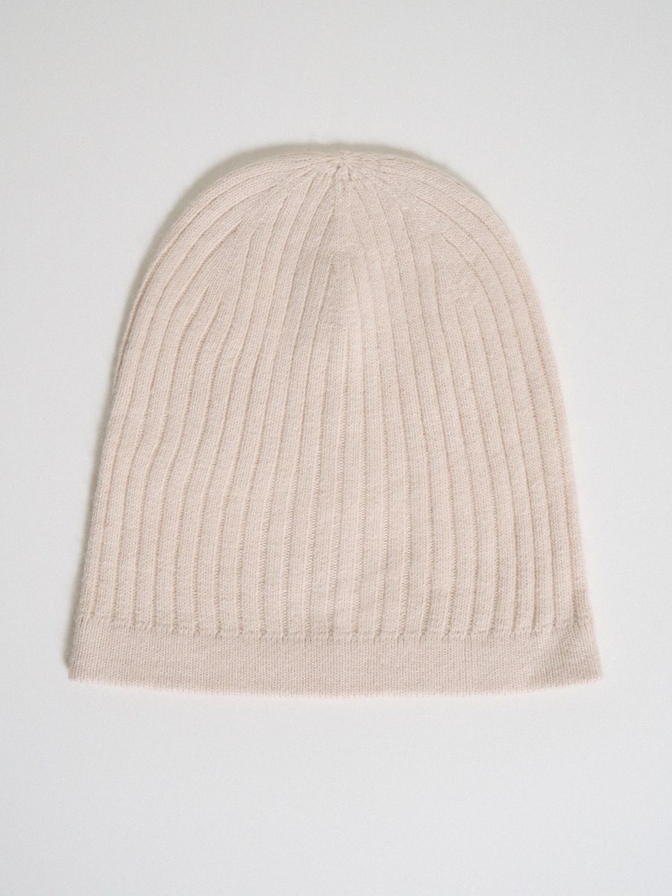 ШАПКА ЖЕНСКАЯ, КРЕМОВАЯ