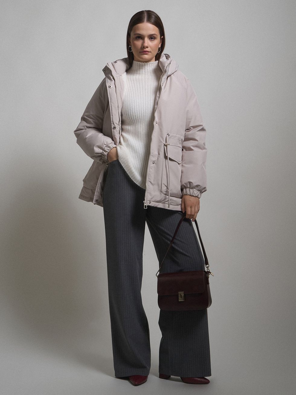 ПАРКА ЖЕНСКАЯ, КРЕМОВАЯ