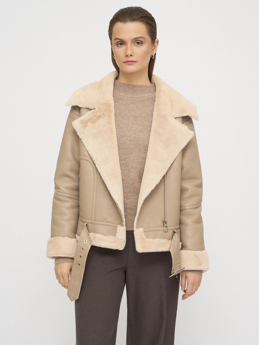 ДУБЛЕНКА ЖЕНСКАЯ, КРЕМОВАЯ