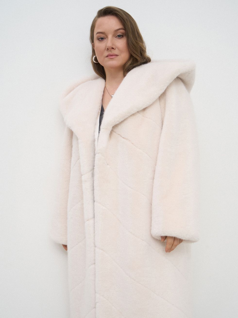 ШУБА КРЕМОВАЯ, ЭКО-МЕХ