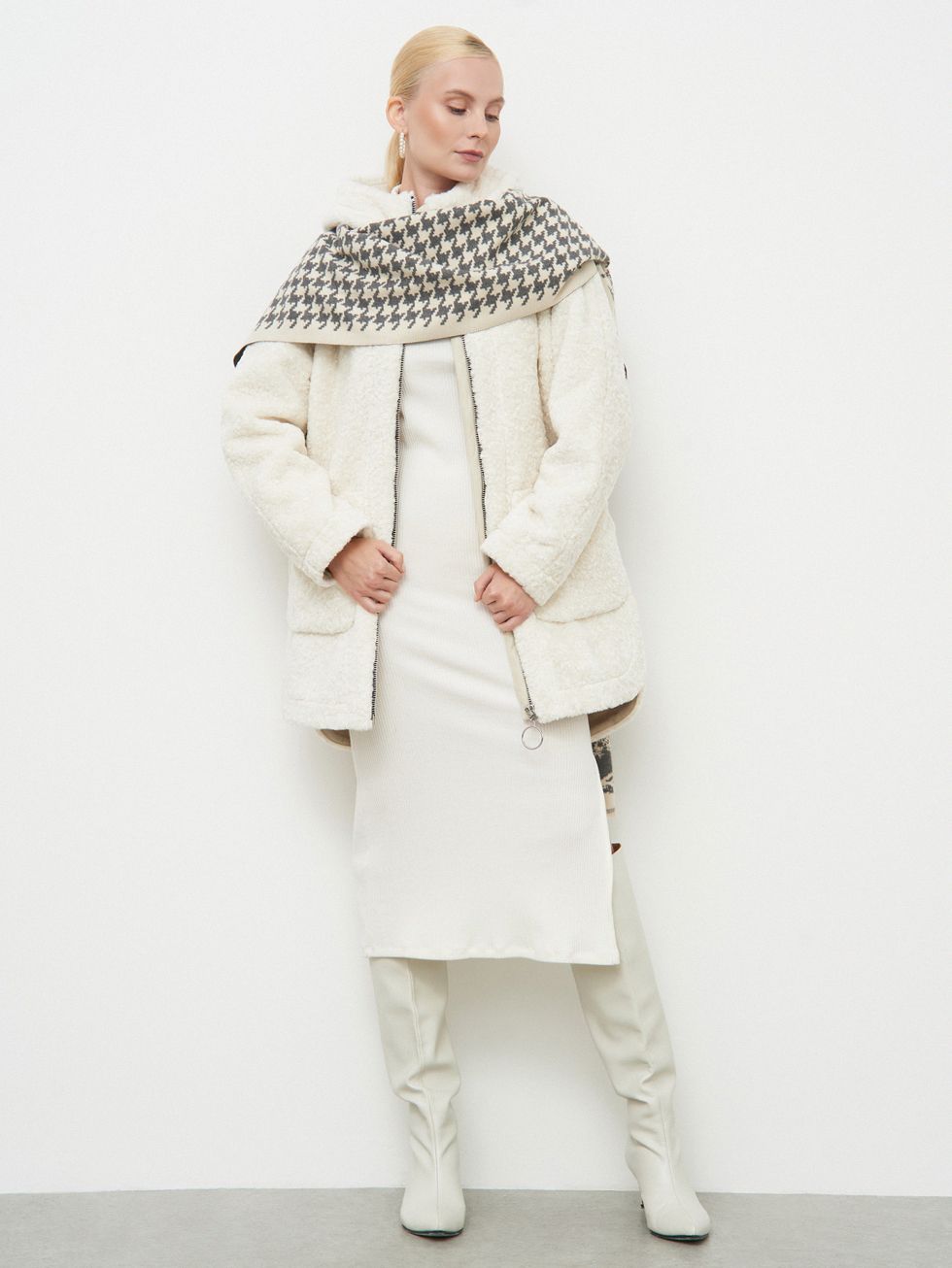 ШУБА КРЕМОВАЯ, ЭКО-МЕХ