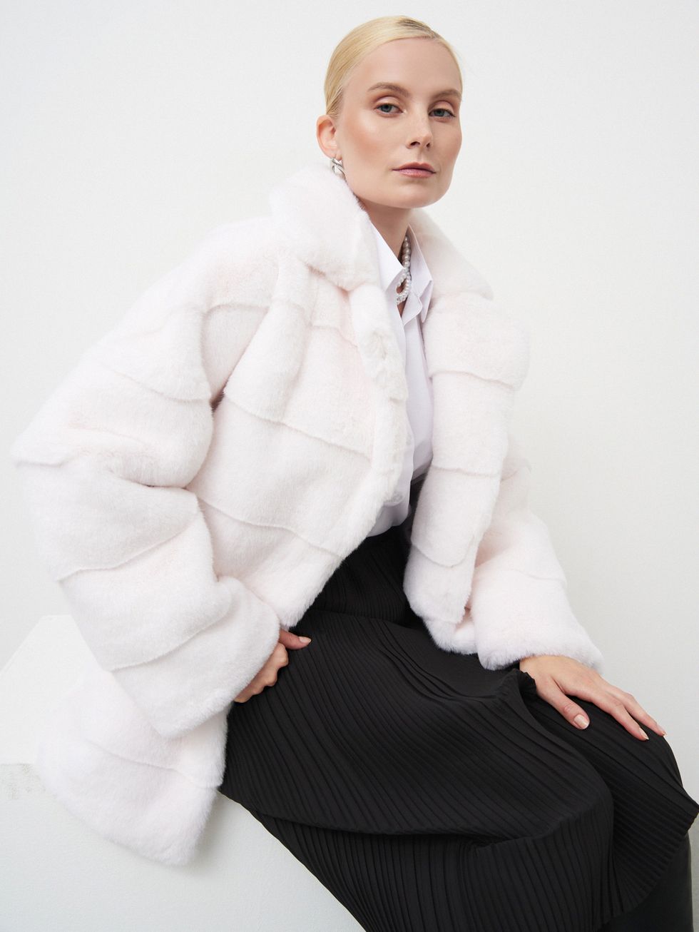 ШУБА КРЕМОВАЯ, ЭКО-МЕХ