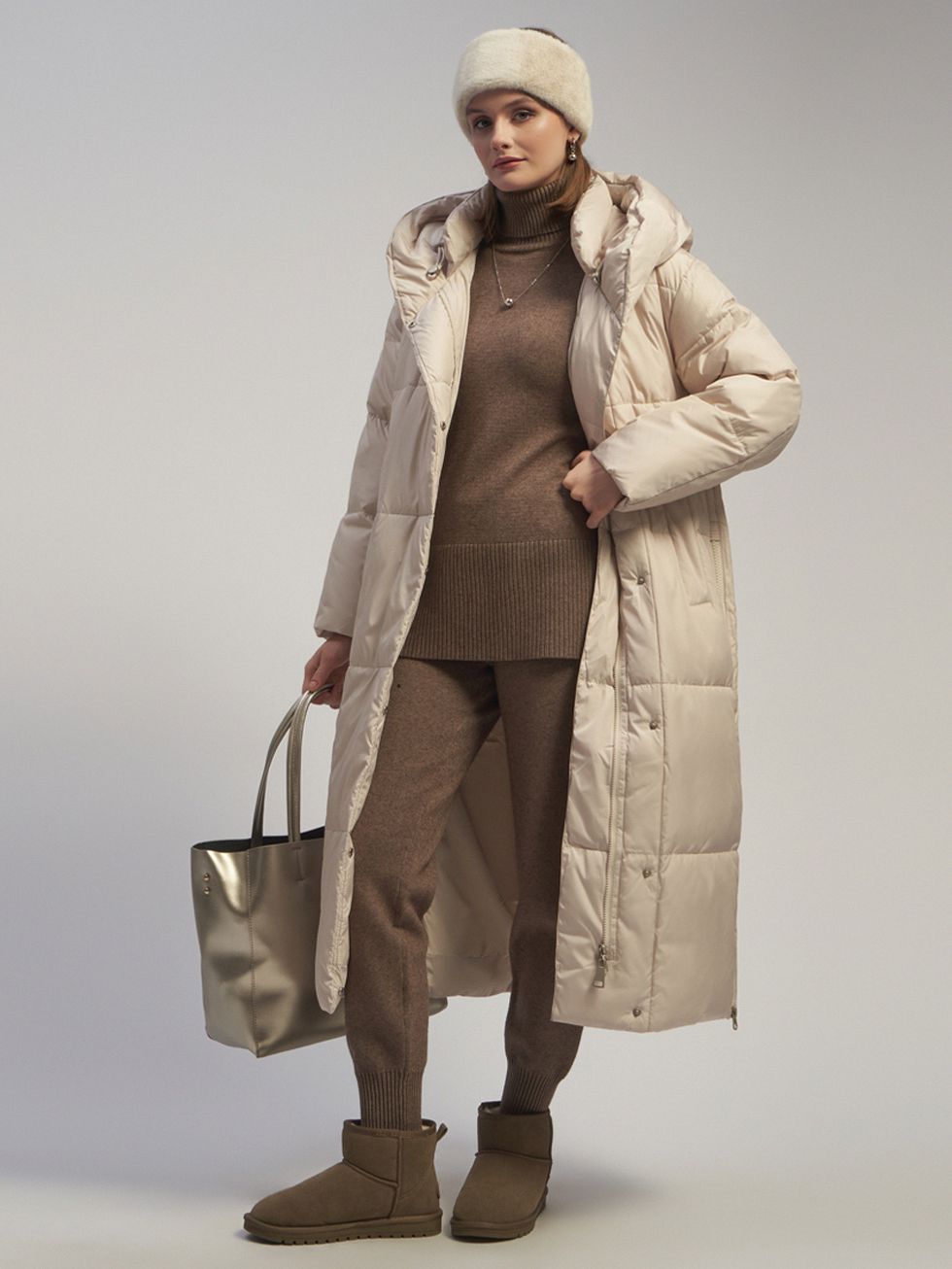 ПУХОВИК ЖЕНСКИЙ, КРЕМОВЫЙ