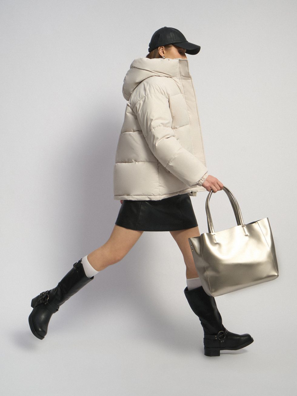 ПУХОВИК ЖЕНСКИЙ, КРЕМОВЫЙ